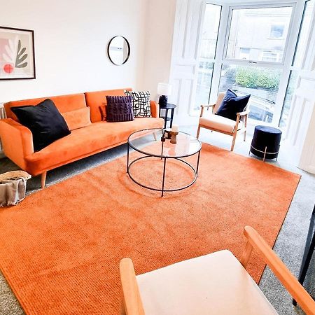 Spacious 3-Bed Near The City Centre สวอนซี ภายนอก รูปภาพ